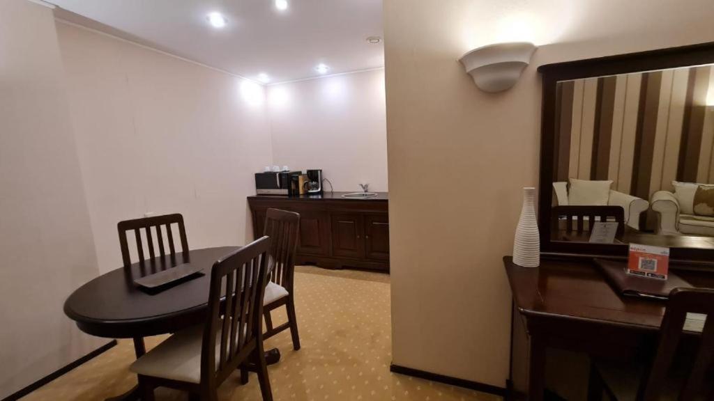 Alpin Resort Hotel - Apartamentele 2403-2404- Proprietate Administrata De Gazda Privata โปยานาบราซอฟ ภายนอก รูปภาพ